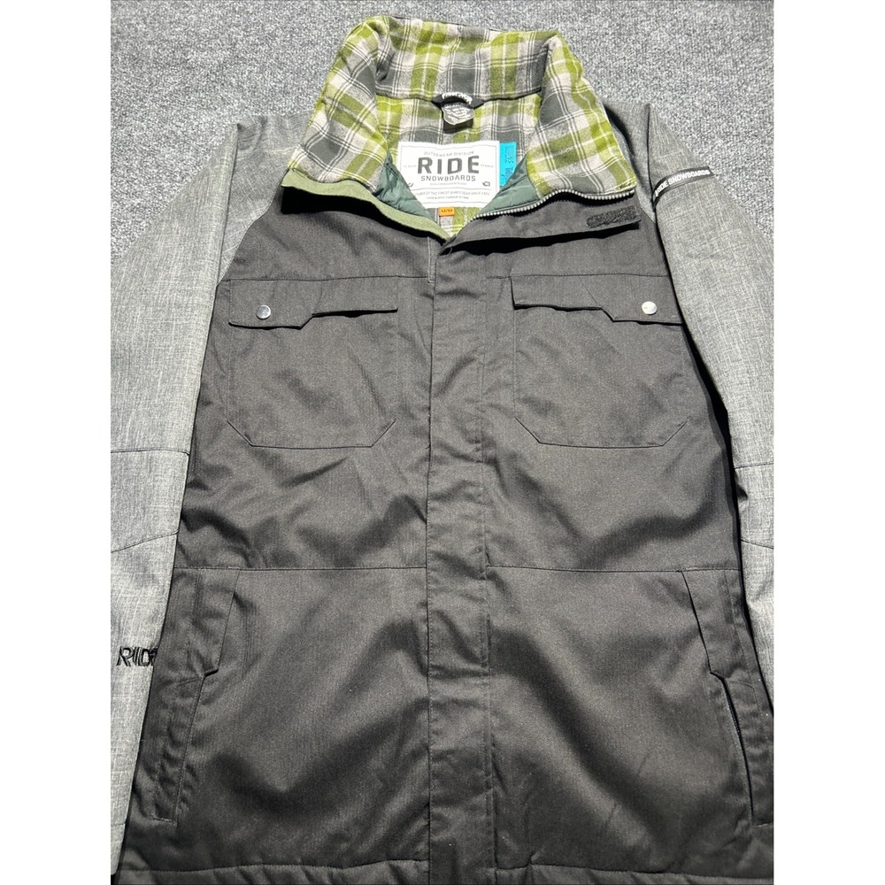 Ride Snowboards Men's Black Insulated Ski Jacket Multi Pocket Full Zip - Medium